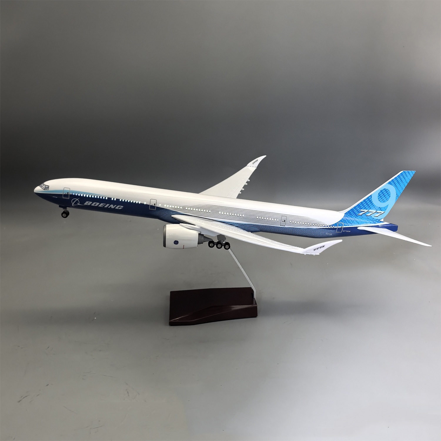 Model Kit Ixchel - 47cm 1/157 Large Scale Prototype B777-9X