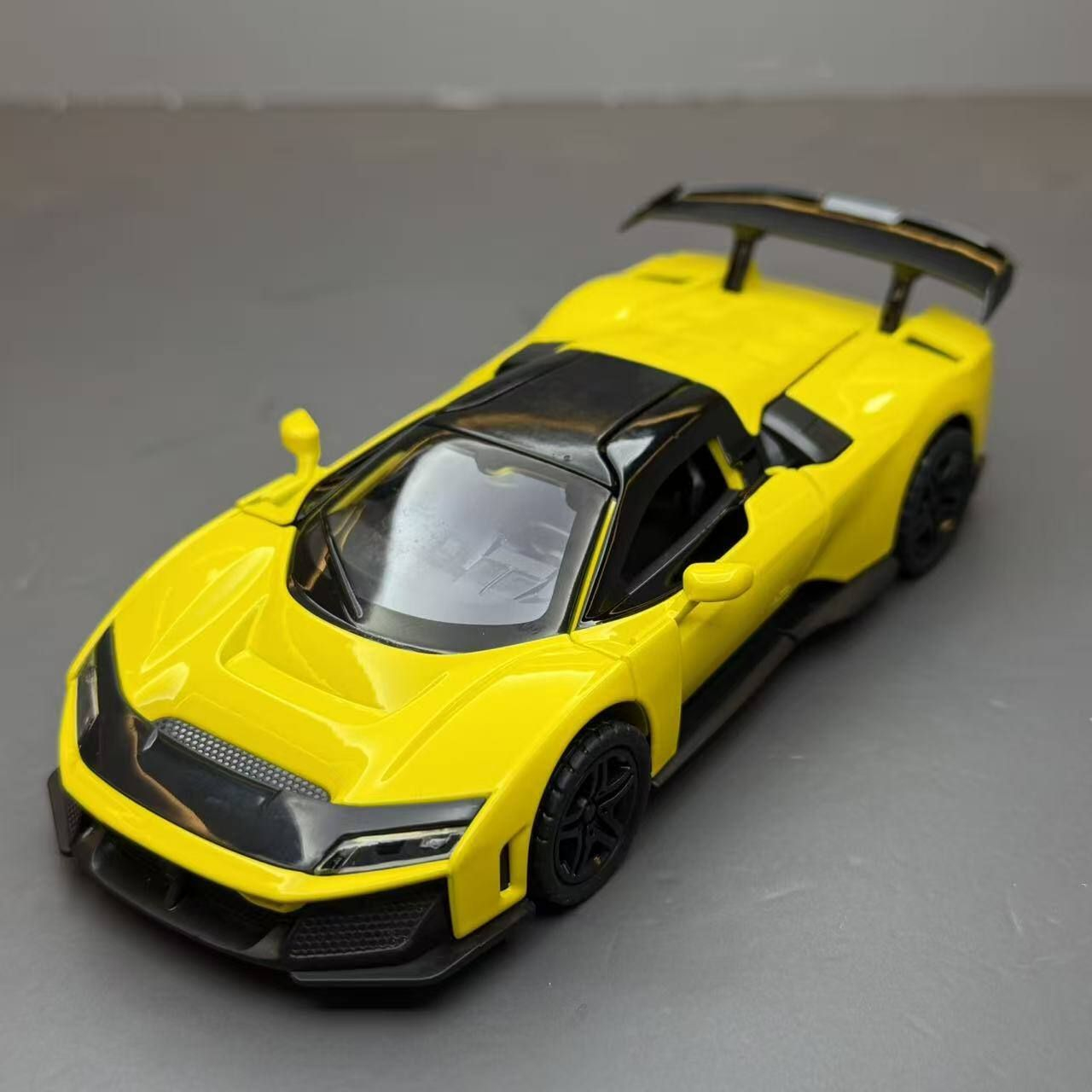 1:32 scale F80 super sports ca - Model Kit Porsche 911 recension och pris