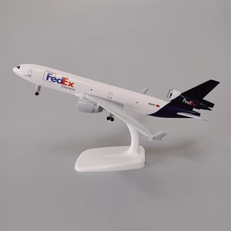 Airplane Model 20cm Air Fedex  - Model Kit Ixchel recension och pris