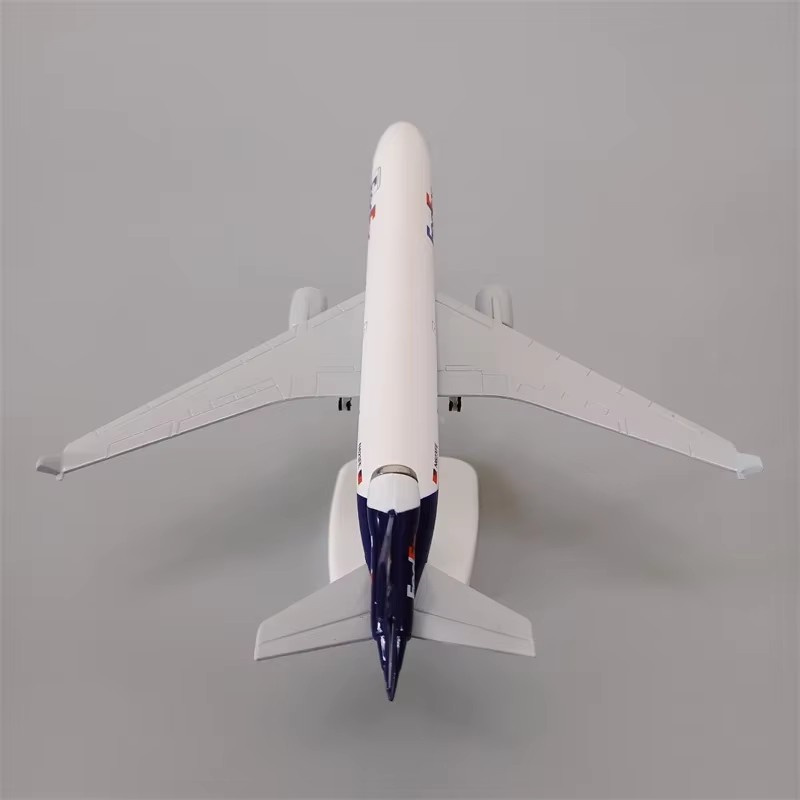 Airplane Model 20cm Air Fedex  - Model Kit Ixchel recension och pris