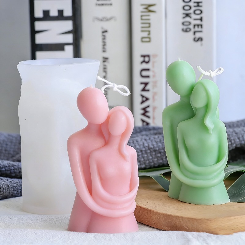 Hugging Couple Silicone Candle - Model Kit Cement recension och pris