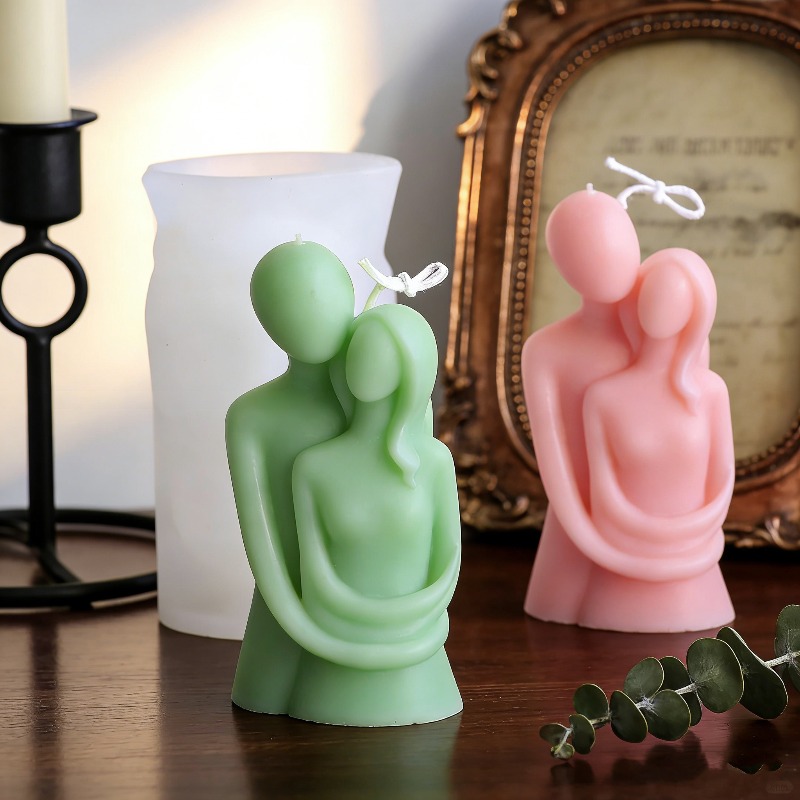Hugging Couple Silicone Candle - Model Kit Cement recension och pris