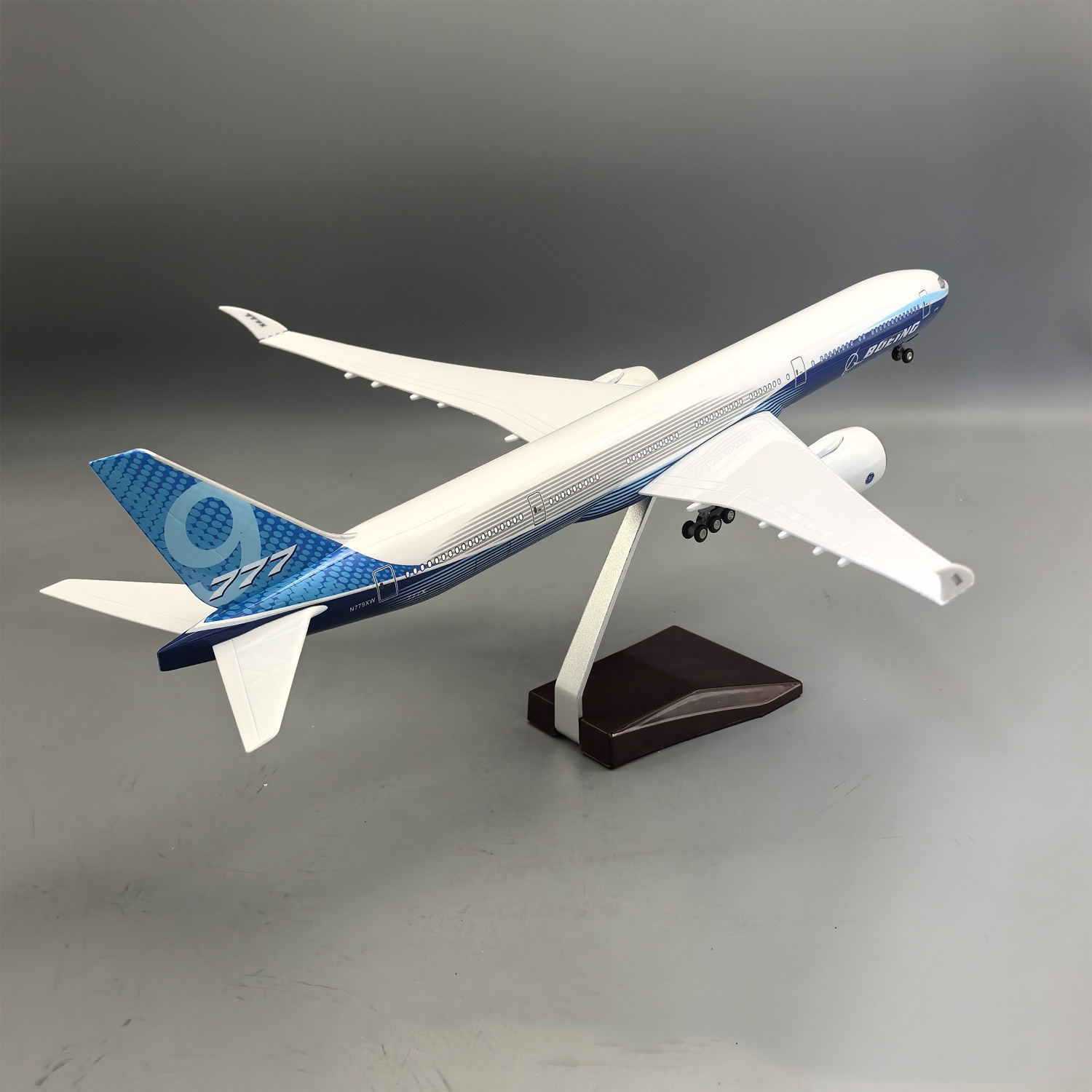 47cm 1/157 Large Scale Prototy - Model Kit Ixchel recension och pris
