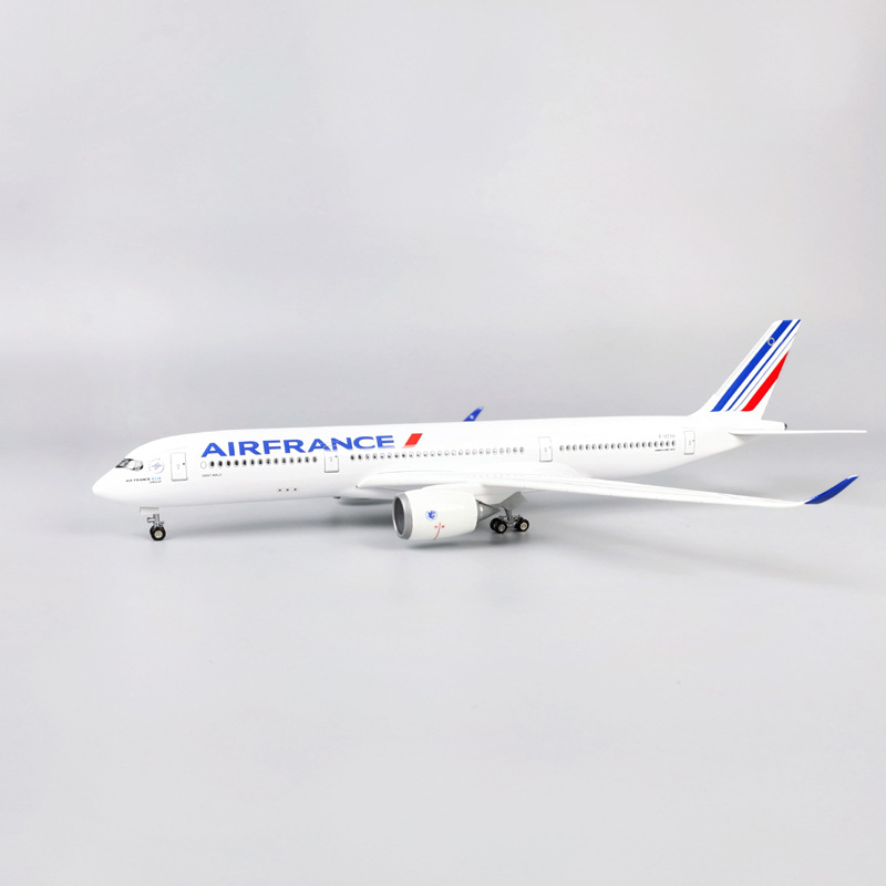 47cm Air France A350 Model Air - Model Kit Ixchel recension och pris